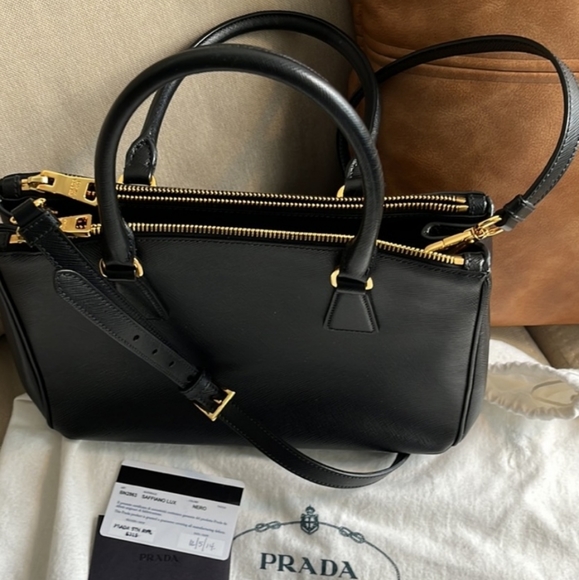 Prada Saffiano Lux Nero Bag - Picture 3 of 8